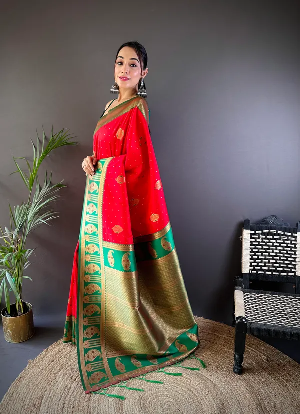Red_Banarasi_Silk_Saree_With_Unstitched_Blouse_Piece_|_For_Women