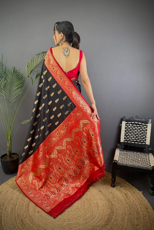 Black_Banarasi_Silk_Saree_With_Unstitched_Blouse_Piece_|_For_Women