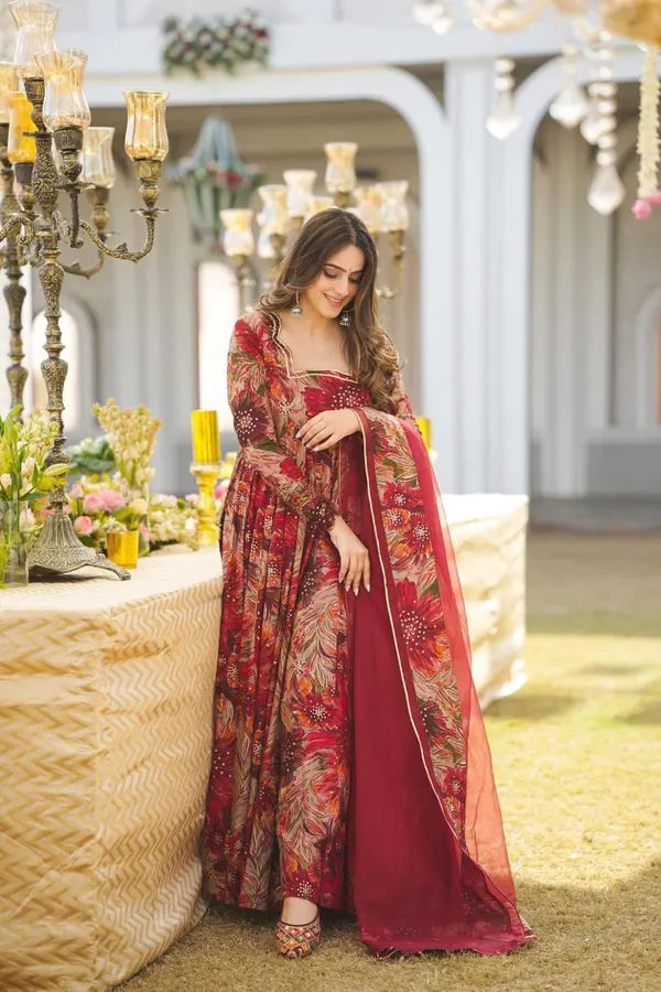 SALISHA_RED_COLOUR_MULTI_PRINT_ANARKALI_SUIT_SET