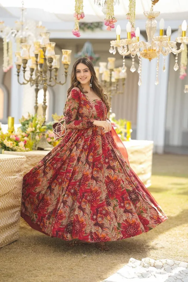 SALISHA_RED_COLOUR_MULTI_PRINT_ANARKALI_SUIT_SET