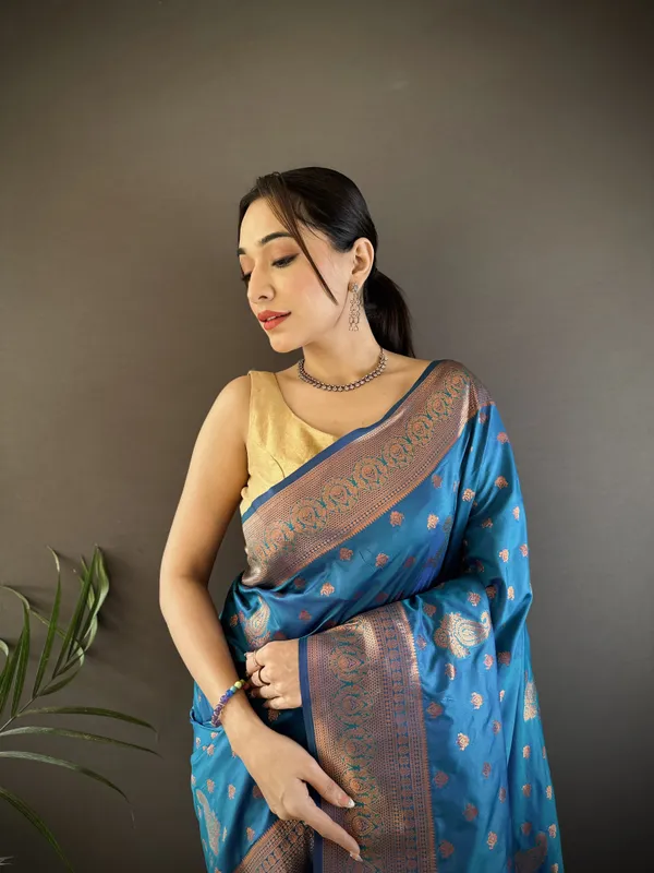Peacock_Blue_Banarasi_Silk_Saree_With_Unstitched_Blouse_Piece_|_For_Women