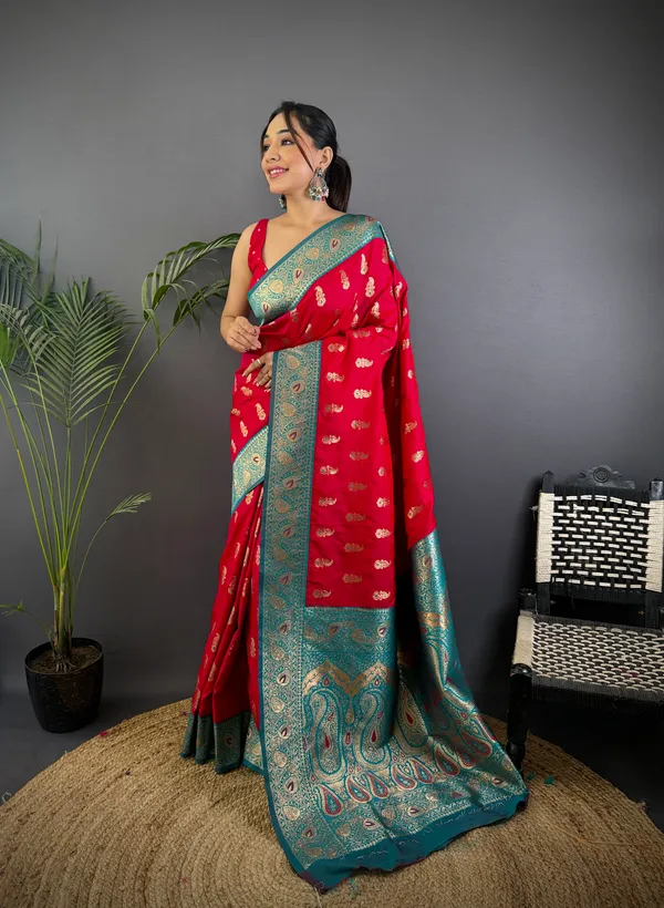Red_Banarasi_Silk_Saree_With_Unstitched_Blouse_Piece_|_For_Women
