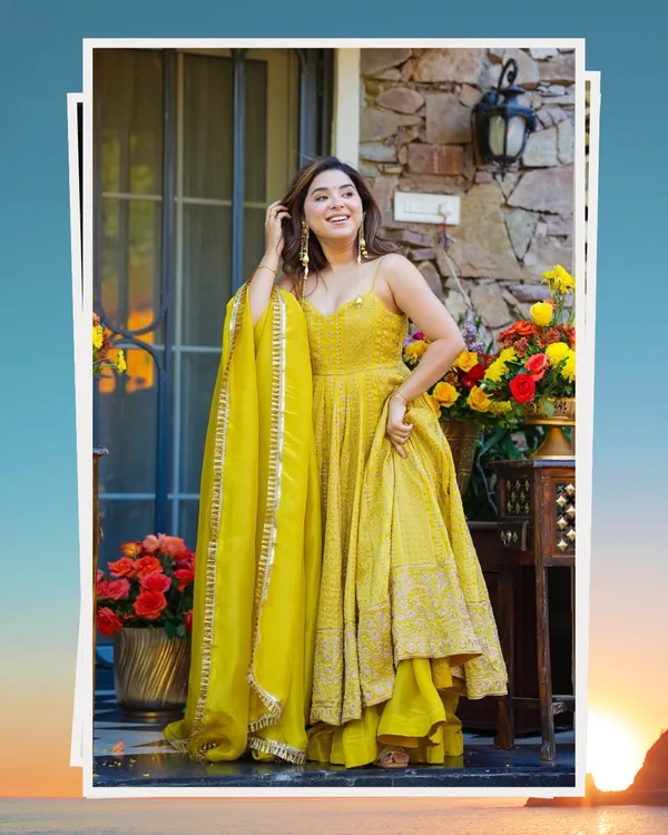 MUSTERED_YELLOW_COLOUR_PREMIUM_READYMADE_ANARKALI_SUIT_SET