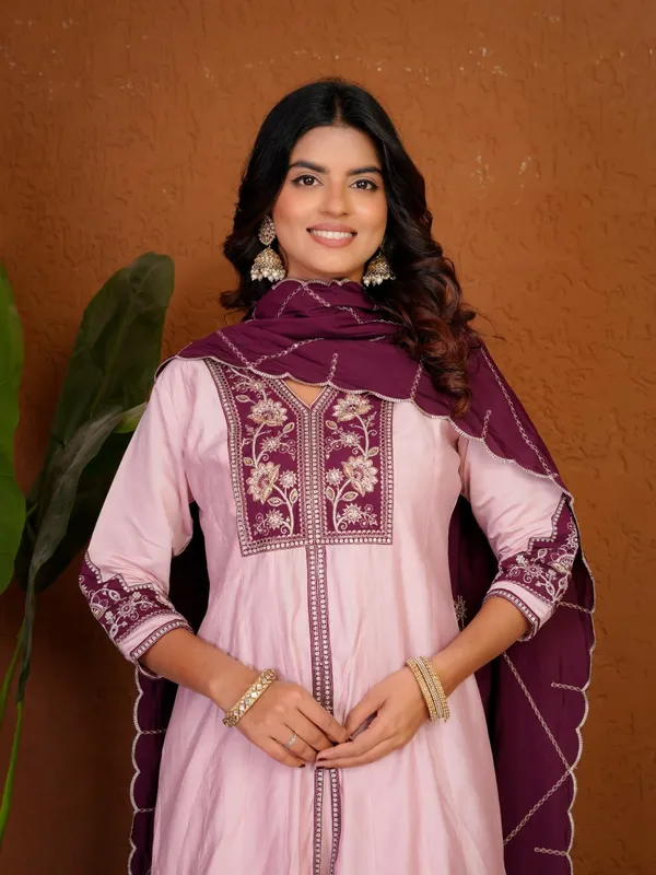 Premium_Quality_Hand_Work_Anarkali_Kurti