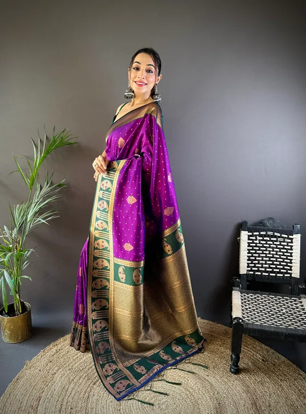 Lavender_Banarasi_Silk_Saree_With_Unstitched_Blouse_Piece_|_For_Women