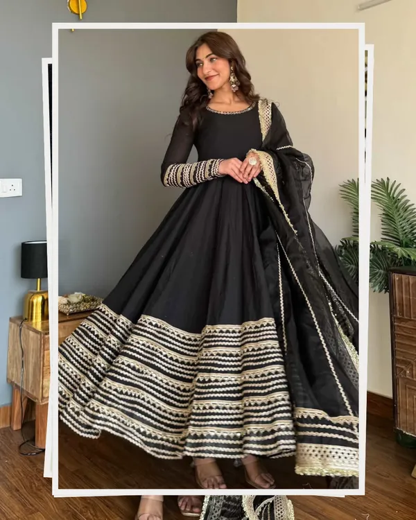 BLACK_COLOUR_EMBROIDERED_WORK_ANARKALI_SUIT_SET_(3PCS)