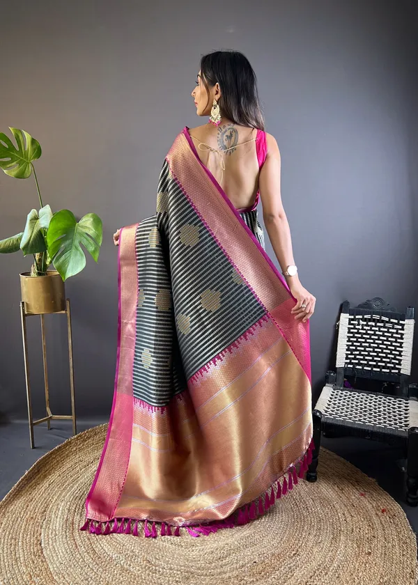 Black_Banarasi_Silk_Saree_With_Unstitched_Blouse_Piece_|_For_Women