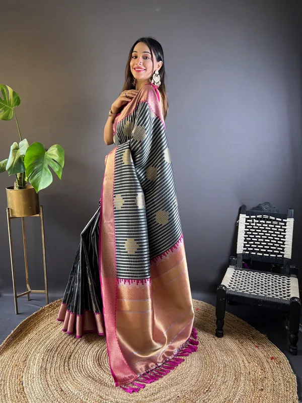 Black_Banarasi_Silk_Saree_With_Unstitched_Blouse_Piece_|_For_Women