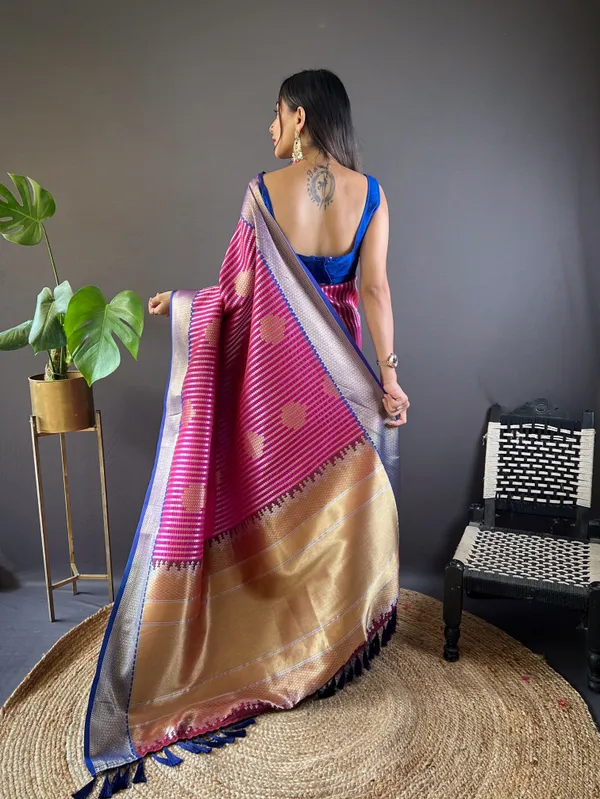 Magenta_Banarasi_Silk_Saree_With_Unstitched_Blouse_Piece_|_For_Women