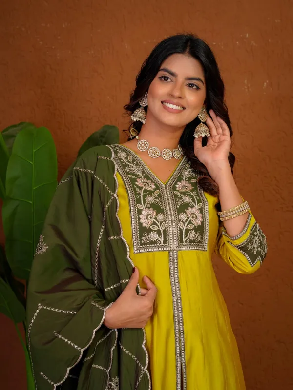 Premium_Quality_Hand_Work_Anarkali_Kurti