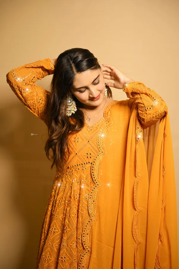 MUSTERED_YELLOW_COLOUR_PREMIUM_READYMADE_ANARKALI_SUIT_SET