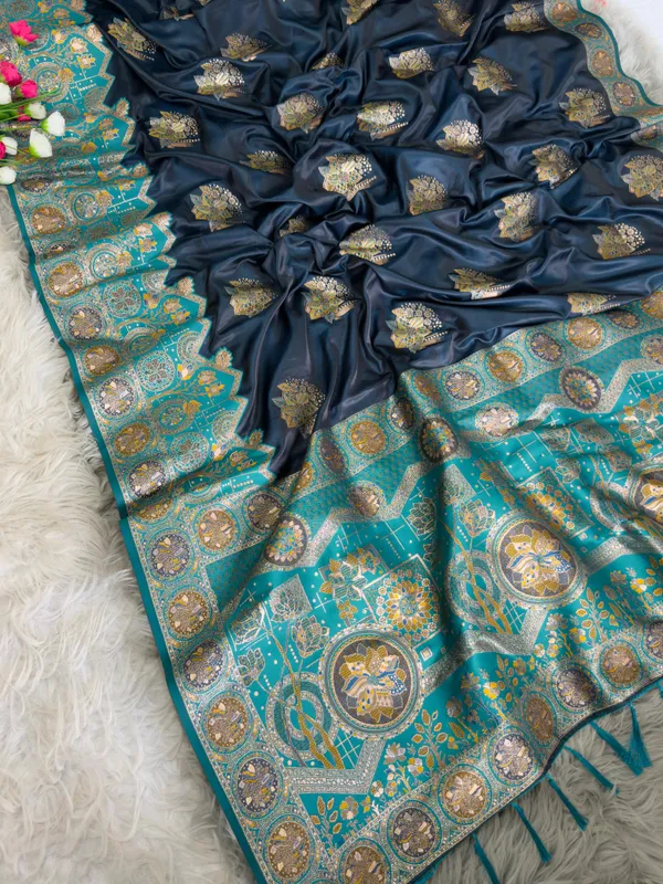 Mushroo_Katan_Banarasi_Silk