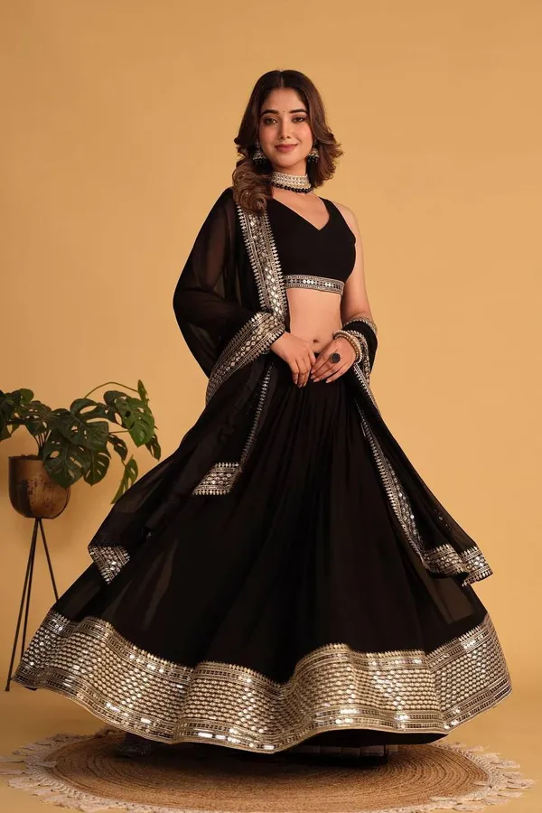 BLACK_COLOUR_PREMIUM_QUALITY_TRADITIONAL_LEHENGA_CHOLI