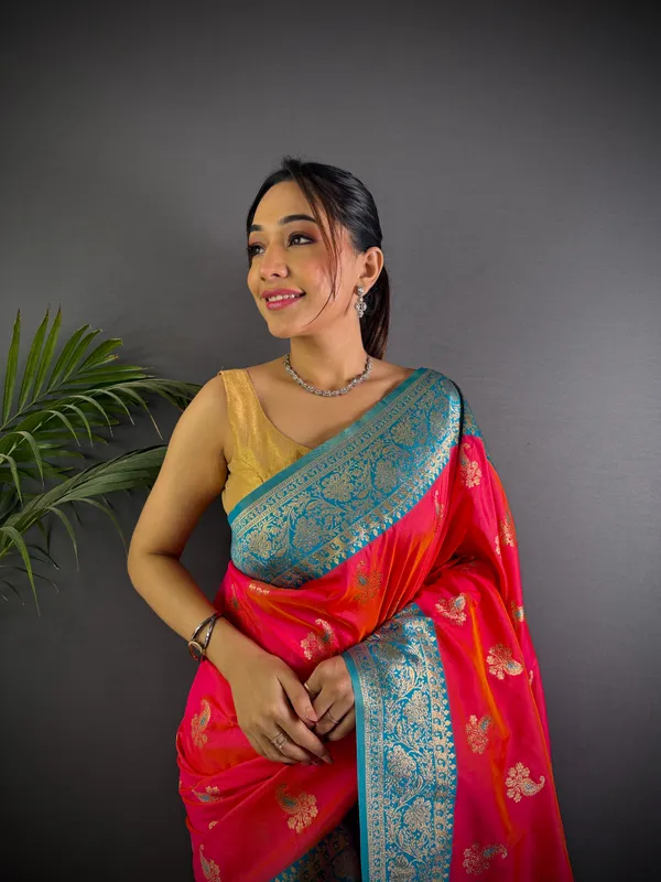 Gajari_Banarasi_Silk_Saree_With_Unstitched_Blouse_Piece_|_For_Women