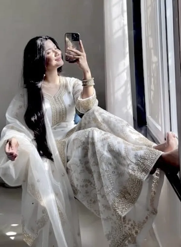 White_Heavy_Embroidered_Kurti_with_Palazzo_&_Dupatta_Suit_Set_|_For_Women