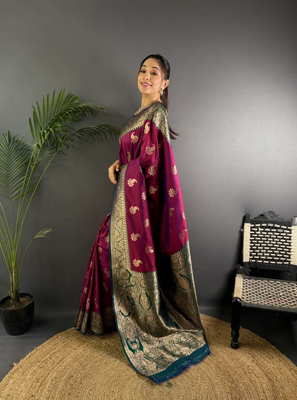 Magenta_Banarasi_Silk_Saree_With_Unstitched_Blouse_Piece_|_For_Women