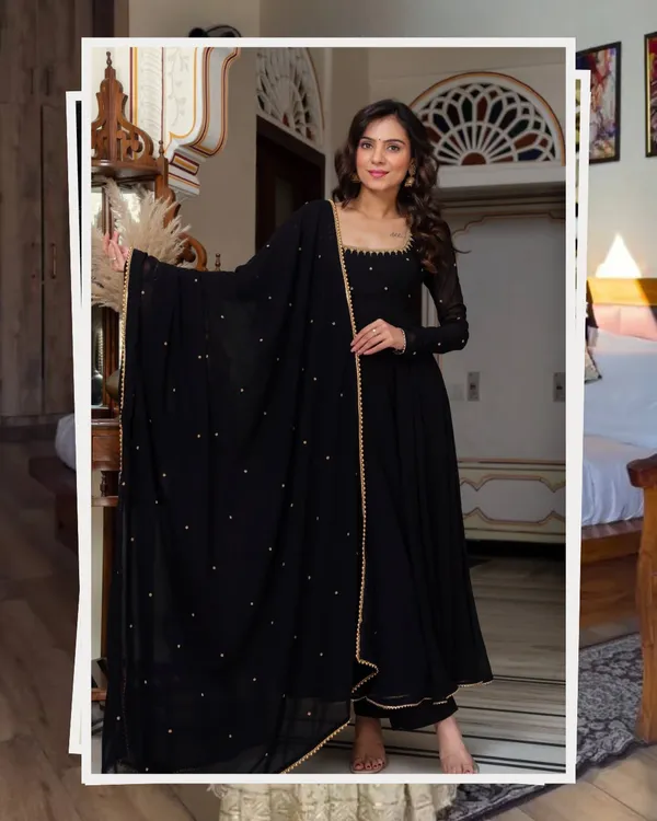 BLACK_COLOUR_PREMIUM_ANARKALI_SUIT_SET_(3PC)