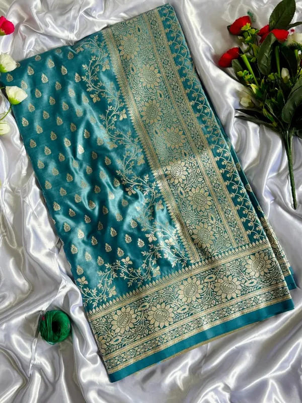 Satin_Mushroo_Katan_Banarasi_Silk_Saree