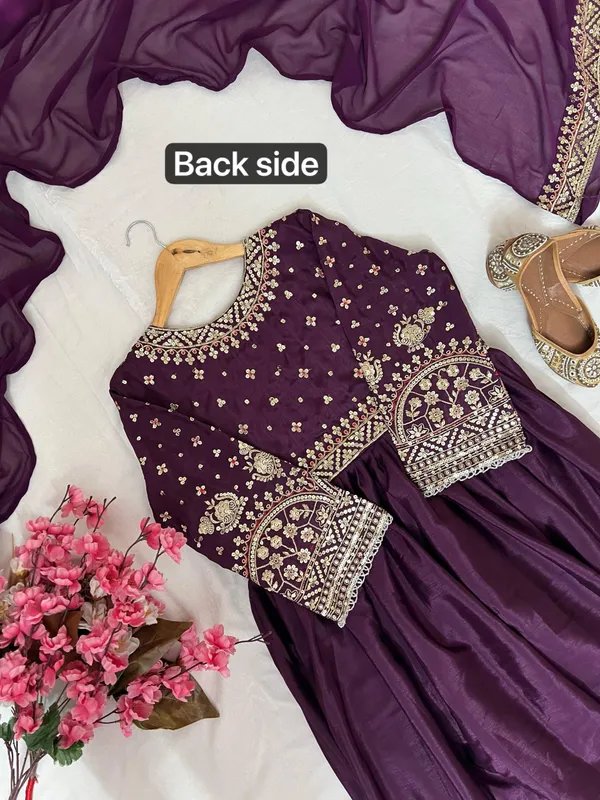 ANARKALI_GOWN_WITH_DUPATTA