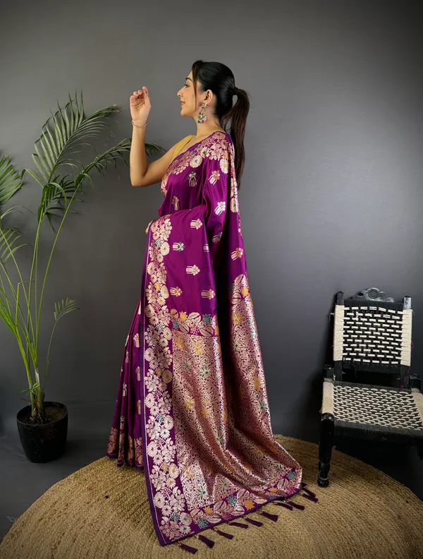 Magenta_Banarasi_Silk_Saree_With_Unstitched_Blouse_Piece_|_For_Women