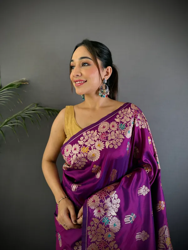 Magenta_Banarasi_Silk_Saree_With_Unstitched_Blouse_Piece_|_For_Women