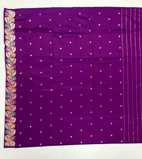 Magenta_Banarasi_Silk_Saree_With_Unstitched_Blouse_Piece_|_For_Women