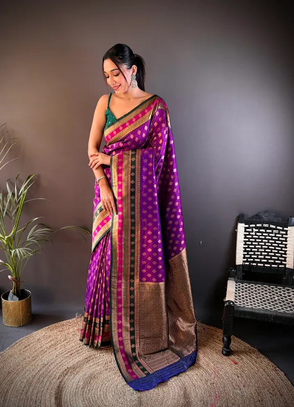Magenta_Banarasi_Silk_Saree_With_Unstitched_Blouse_Piece_|_For_Women
