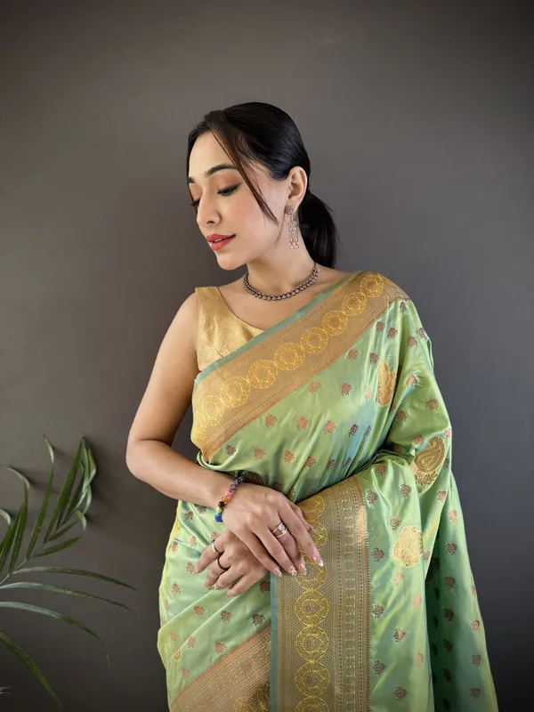 Pista_Green_Banarasi_Silk_Saree_With_Unstitched_Blouse_Piece_|_For_Women