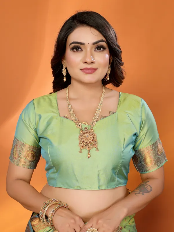 Pista_Green_Banarasi_Silk_Saree_With_Unstitched_Blouse_Piece_|_For_Women