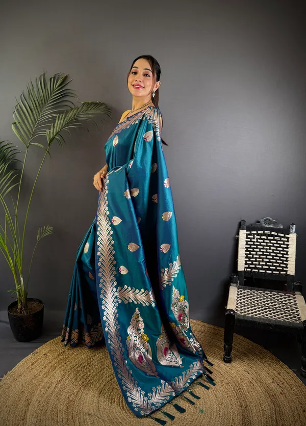 Peacock_Blue_Banarasi_Silk_Saree_With_Unstitched_Blouse_Piece_For_Woman