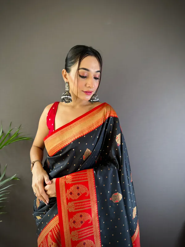 Black_Banarasi_Silk_Saree_With_Unstitched_Blouse_Piece_|_For_Women