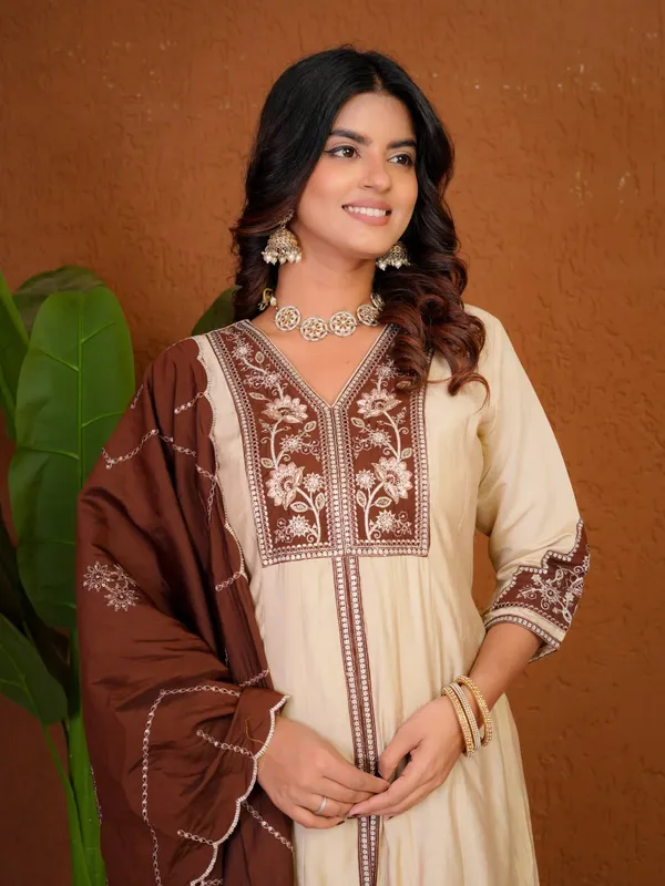 Premium_Quality_Hand_Work_Anarkali_Kurti
