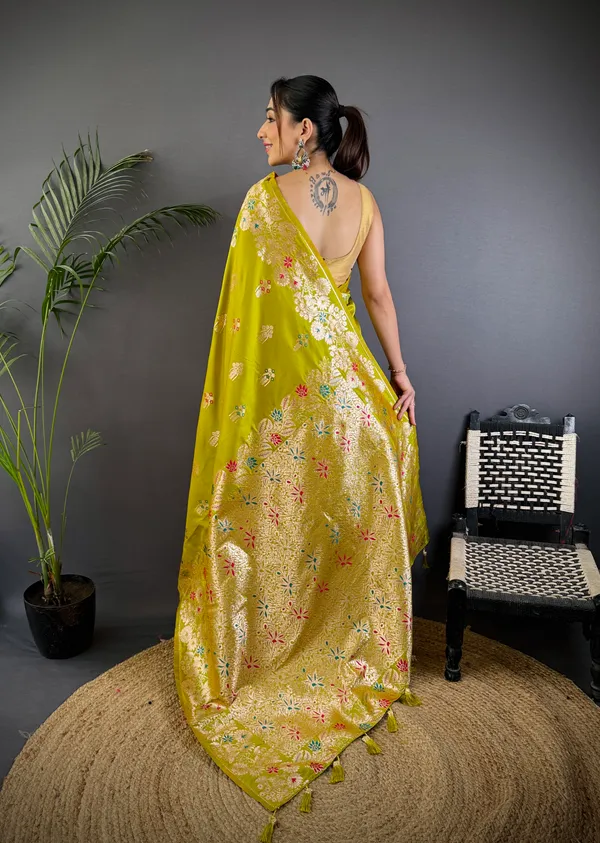 Light_Green_Banarasi_Silk_Saree_With_Unstitched_Blouse_Piece_|_For_Women