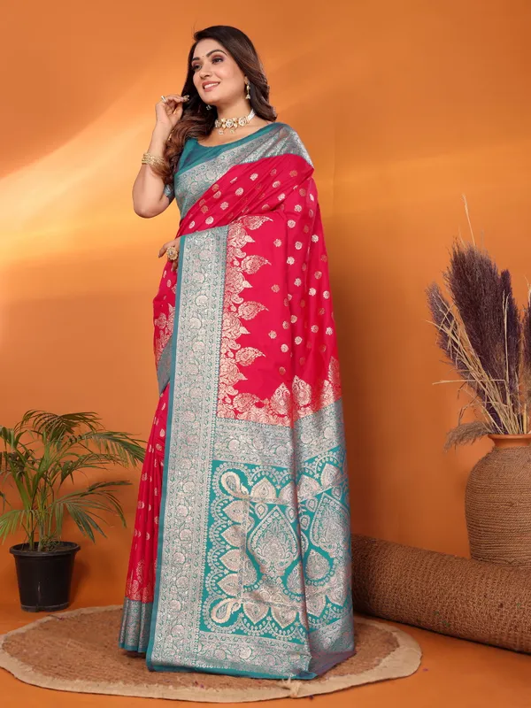 Strawberry_Red_Banarasi_Silk_Saree_With_Unstitched_Blouse_Piece_|_For_Women