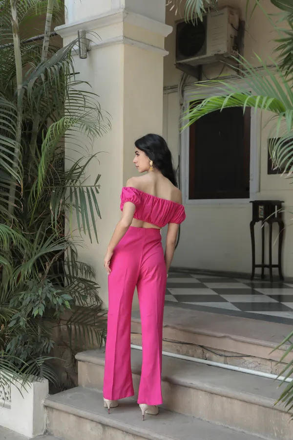 Pink_Off-Shoulder_Crop_Top_And_Pants_Set