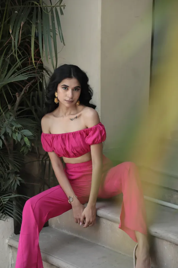 Pink_Off-Shoulder_Crop_Top_And_Pants_Set