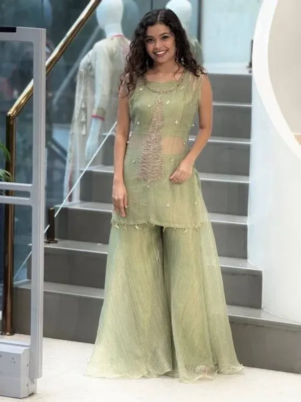 Glamorous_Pista_Crush_Tissue_Shrug_Palazzo_Blouse_Set_with_Designer_Party_Wear_Look