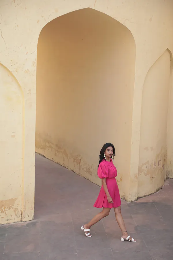 Pink_Off-Shoulder_Dress_With_Puff_Sleeves