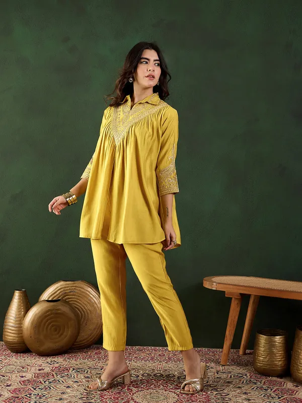Mustard_Yellow_Tunic_And_Pants_Set