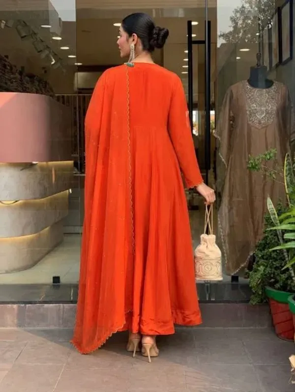 Party_Wear_Ready_to_Wear_Vichitra_Silk_Embroidered_Kurti_Pant_Set_with_Dupatta_for_Women
