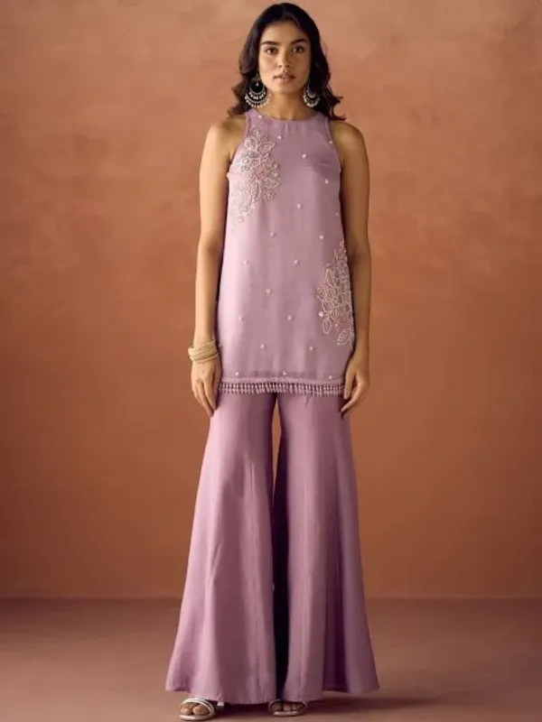 Vibrant_Baby_Pink_Crunchy_Fabric_Kurti_Palazzo_Set_With_Beads_Work_At_Direct_Factory_Price