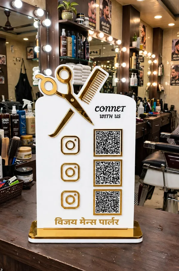 3_QR_code_standy_for_mens_parlour_