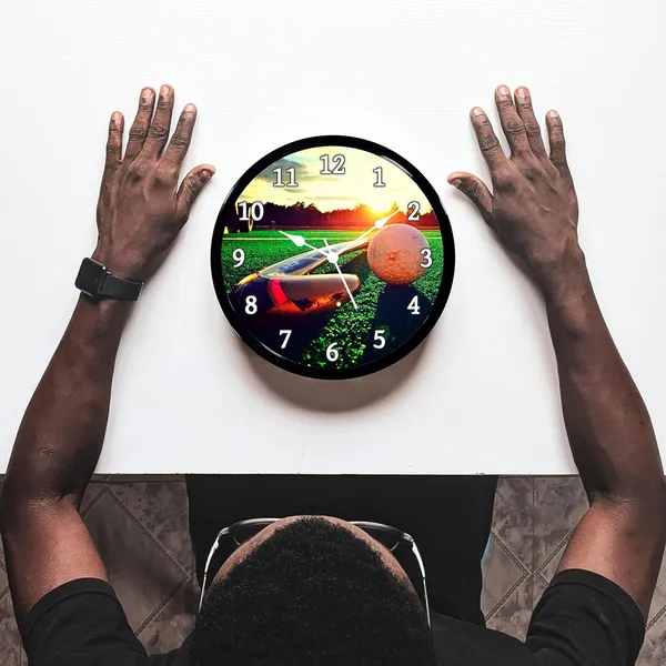 Multicolour_Hockey_Player_Abs_Plastic_Wall_Clock_With_Glass_In_Front_28_X_28_X_6_Cm