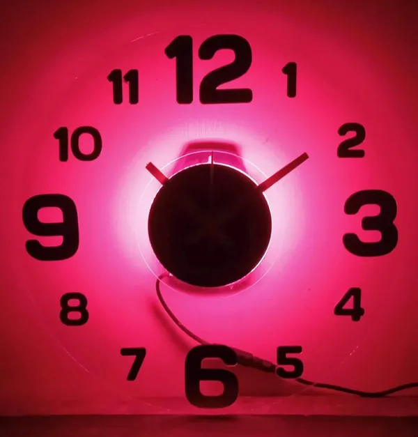 Pink_Acrylic_Modern_Neon_Wall_Clock_With_Neon_Led_Backlight_(12_Inches)_With_Gold_Number-_Neon_Light_New_Wall_Clock