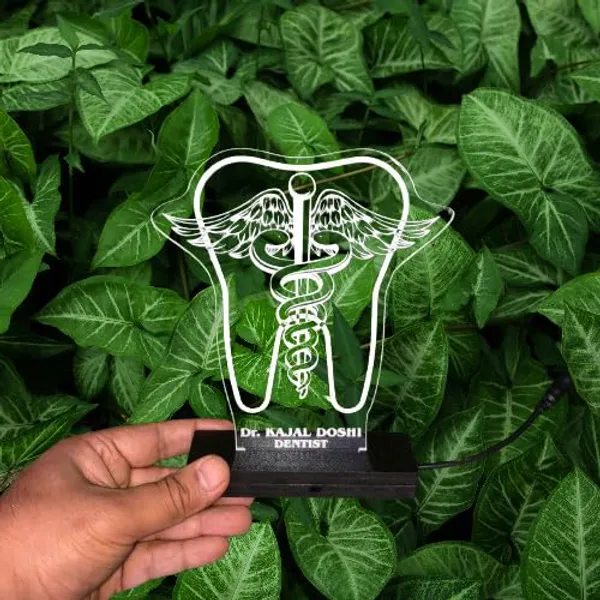 CUSTOMISED_Doctor_Lamp_with_Doctors_Name_and_Design_|_Personalized_Gift_for_Doctors_(Warm_White_Color_LED_Light)_(Dentist-1)