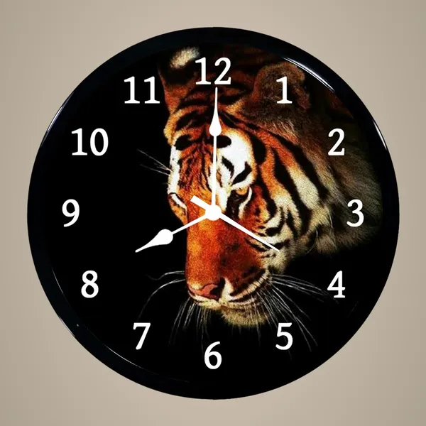 Multicolour_Lion_Abs_Plastic_Wall_Clock_With_Glass_In_Front_28_X_28_X_6_Cm