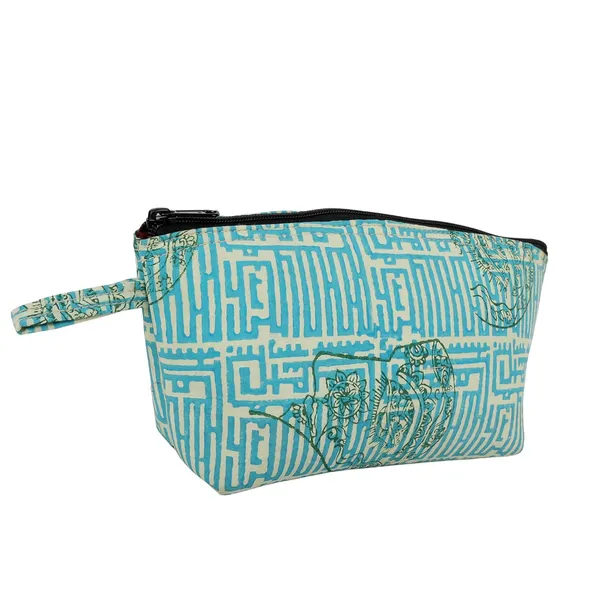 Indha_Eco-Friendly_Handmade_Utility_Pouch_|_Upcycled_Multipurpose_Pouch_for_Travel,_Daily_Use_&_Storage_|_Artisan_Crafted_Zipper_Pouch_(Blue_&_White_Face_Print)