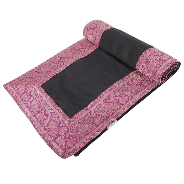 Indha_Table_Mat_&_Runner_Set,_Elegant_and_Timeless_Dining_Set_for_Special_Occasions_and_Luxurious_Home_Decor,Office_Party_Mat,_Cafe_Table_Mat,_Restaurant_Mat,_Gifting_Mat_(Black-TMRBDPL)