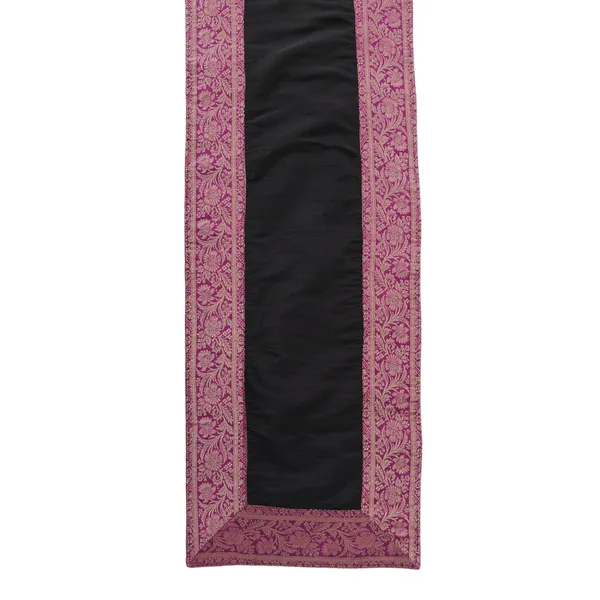 Indha_Table_Mat_&_Runner_Set,_Elegant_and_Timeless_Dining_Set_for_Special_Occasions_and_Luxurious_Home_Decor,Office_Party_Mat,_Cafe_Table_Mat,_Restaurant_Mat,_Gifting_Mat_(Black-TMRBDPL)