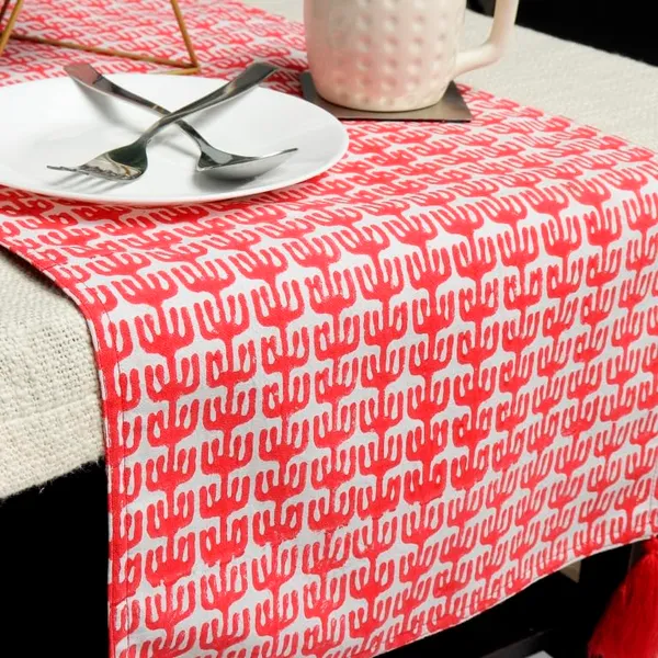 Indha_13.0_x_72_Inches_Table_Runner_for_Dining_Table_(Red_Cotton_Cactus_Print)